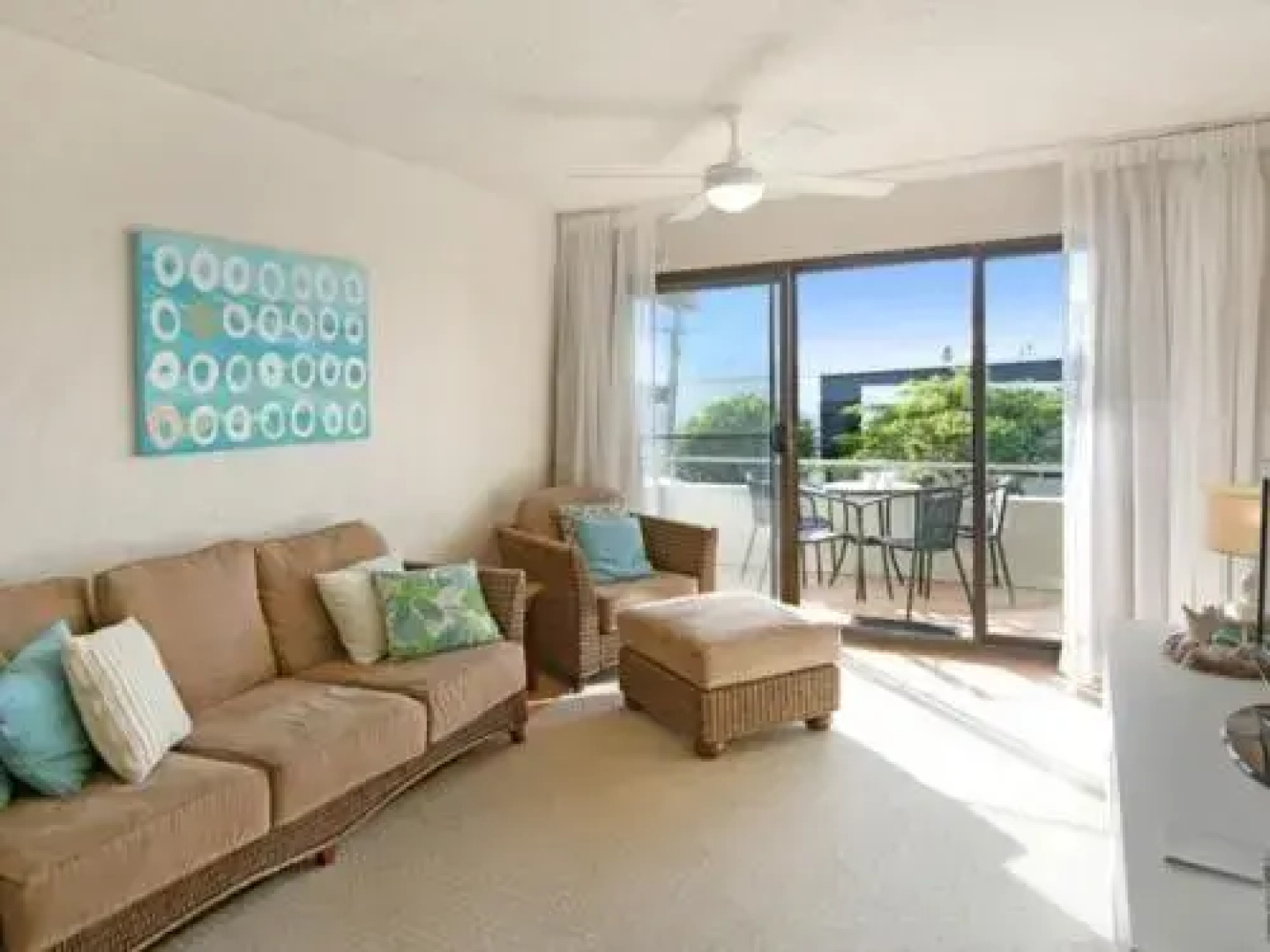 Warroo Apartments
