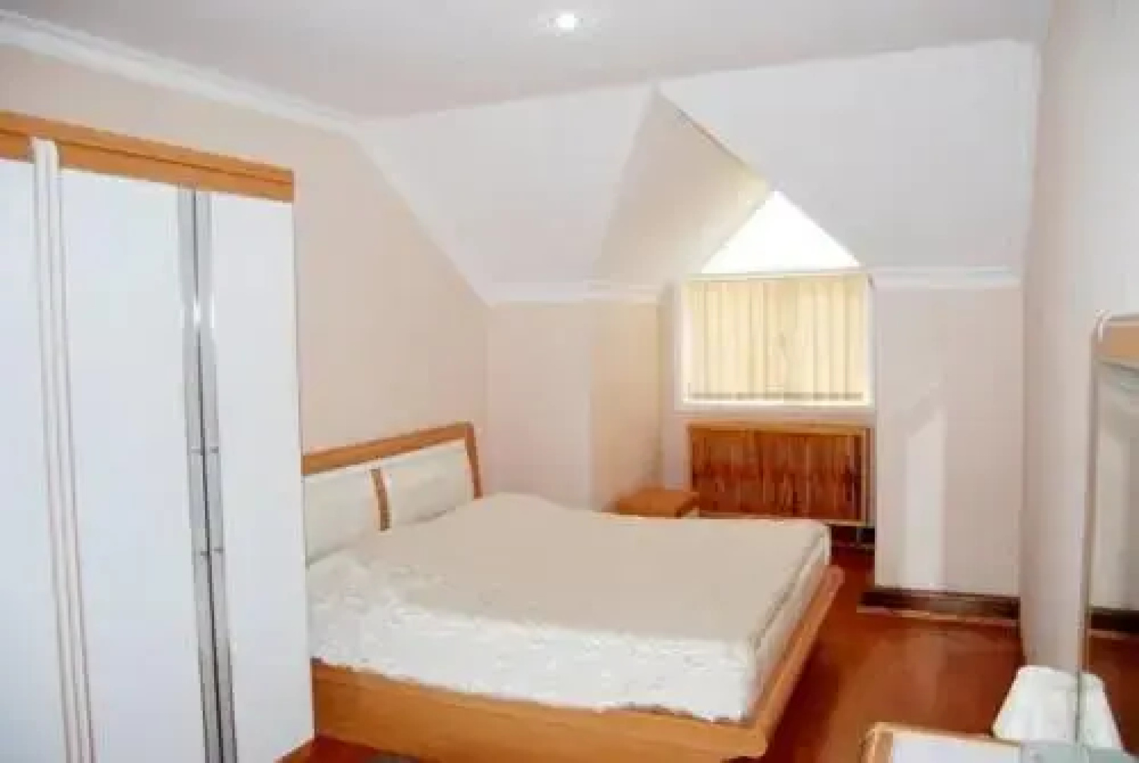 Is Hotel