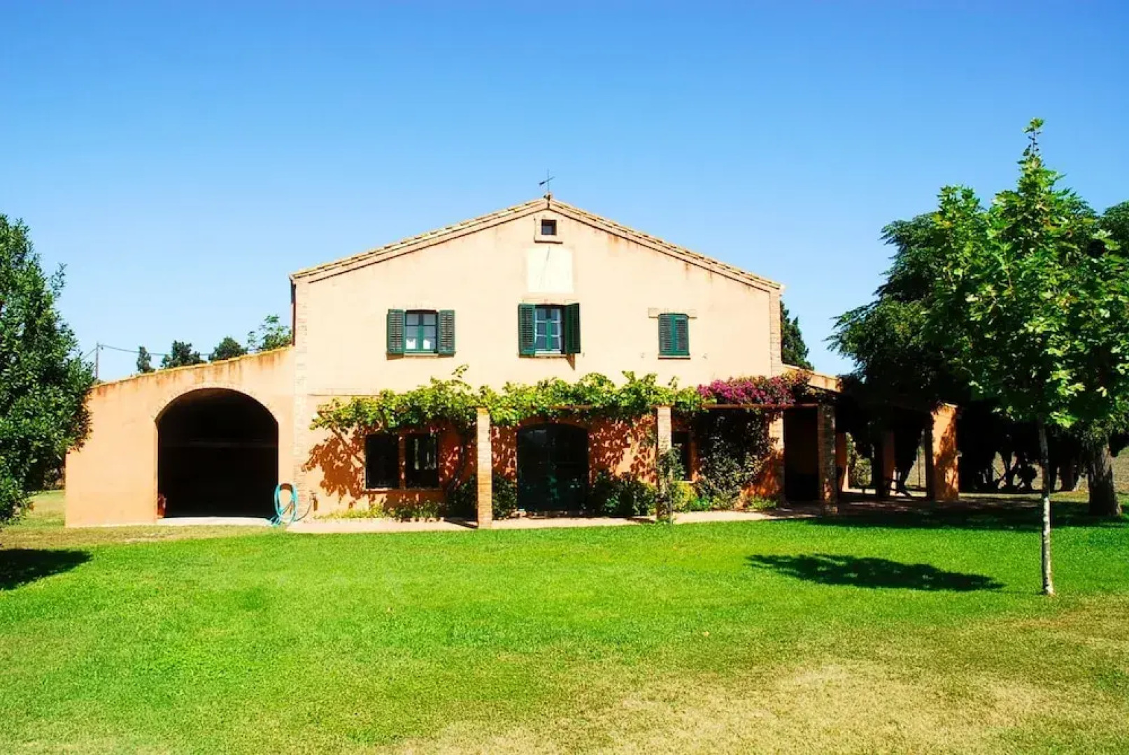 Casa Mas Dels Noguers