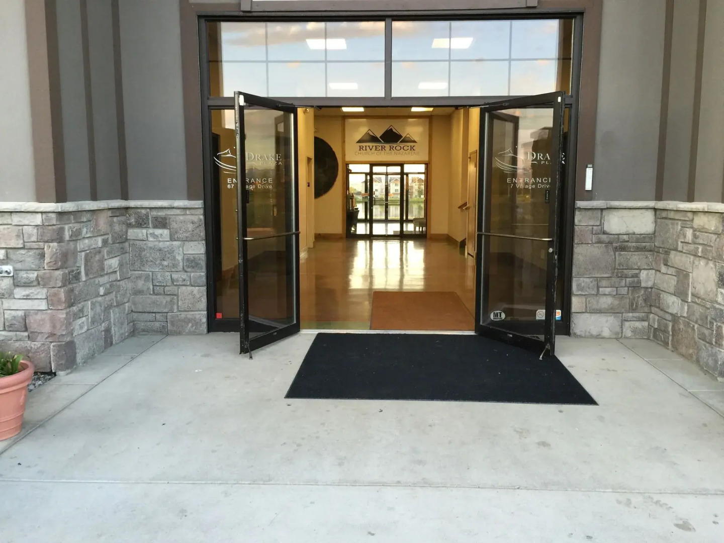 Whispering Pines Guest Suites