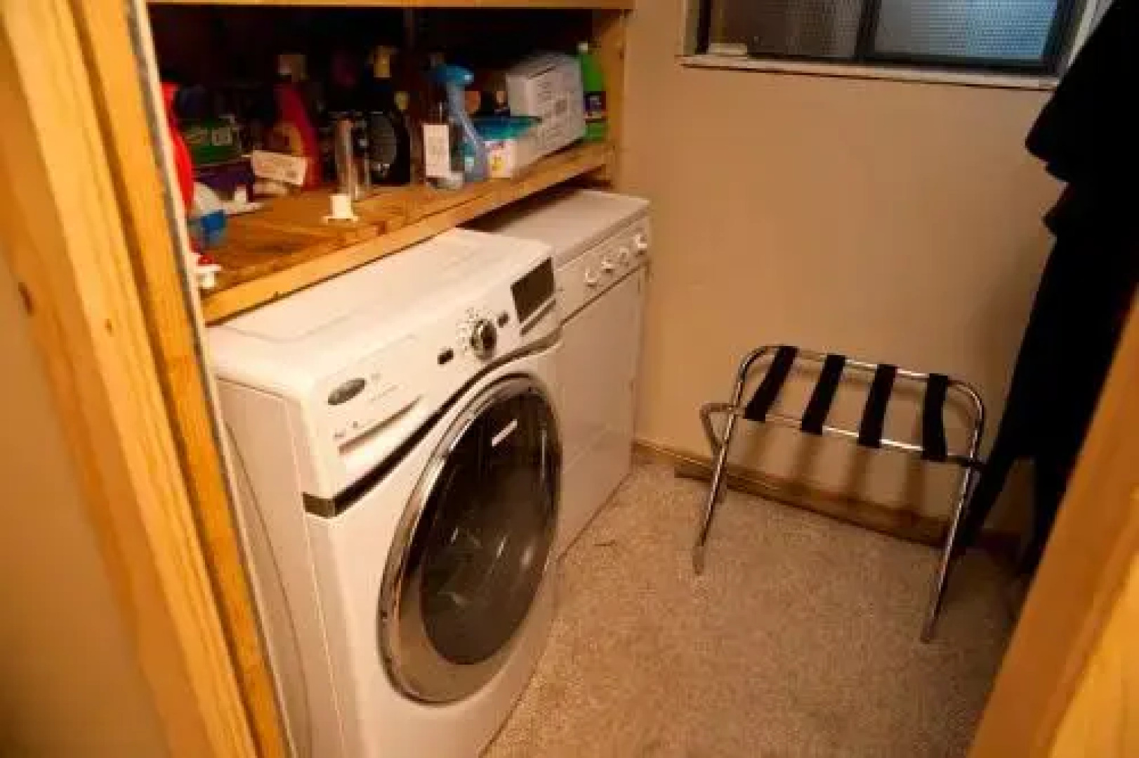 Cozy House on 9 Acres with a Pond