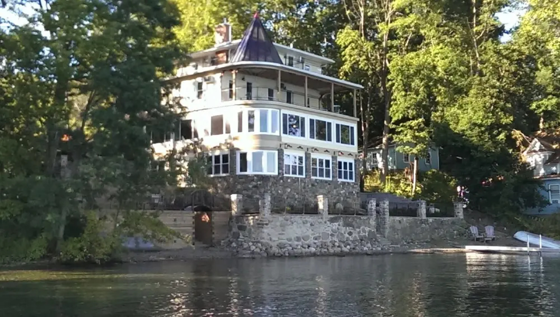 Steamboat Castle Bed and Breakfast