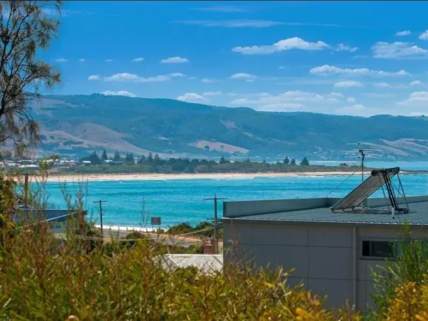 Coral Reef Holiday House