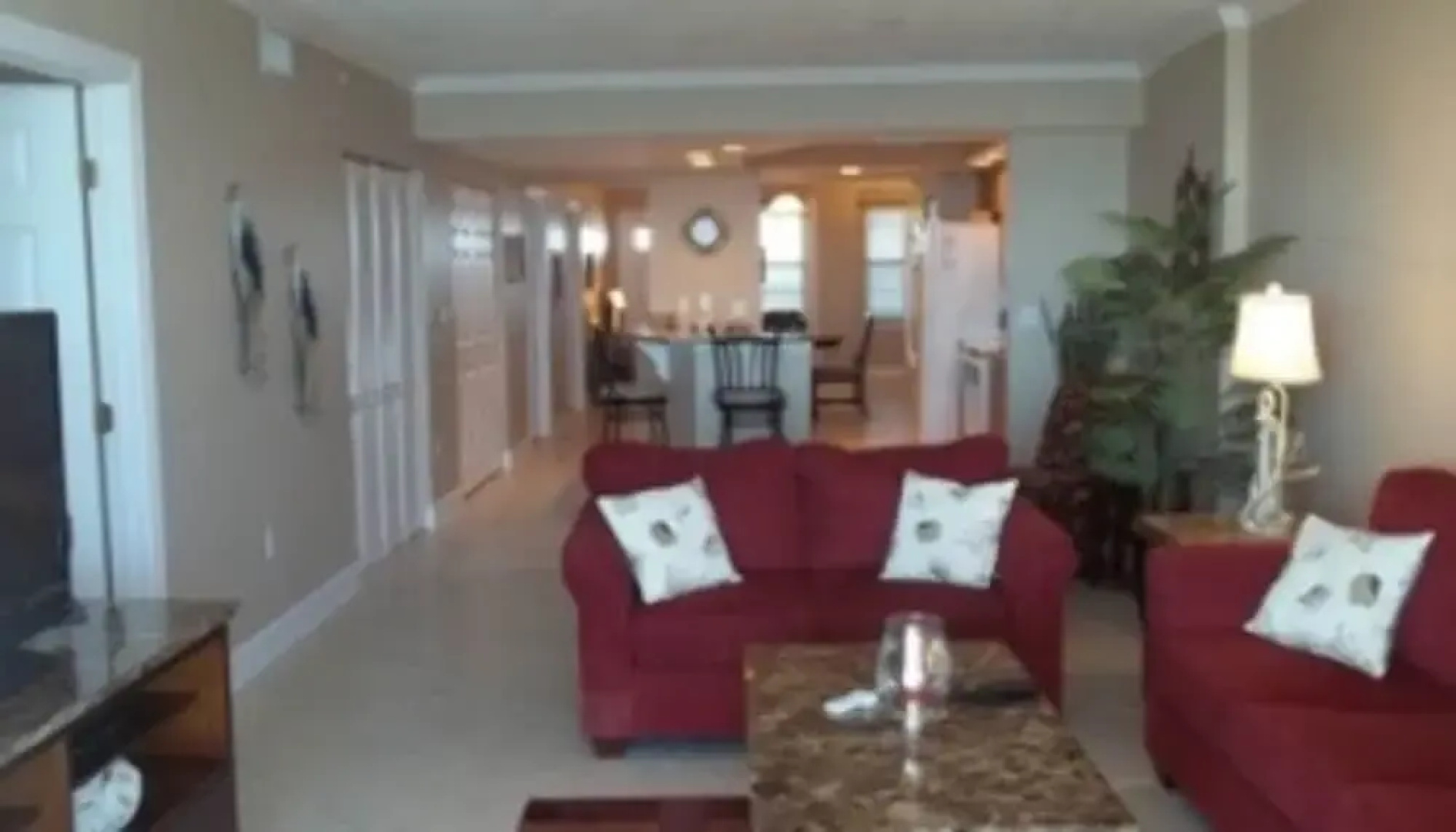 Great ocean views - 2 BR 2 BA - Di Mucci Twin Towers 1207