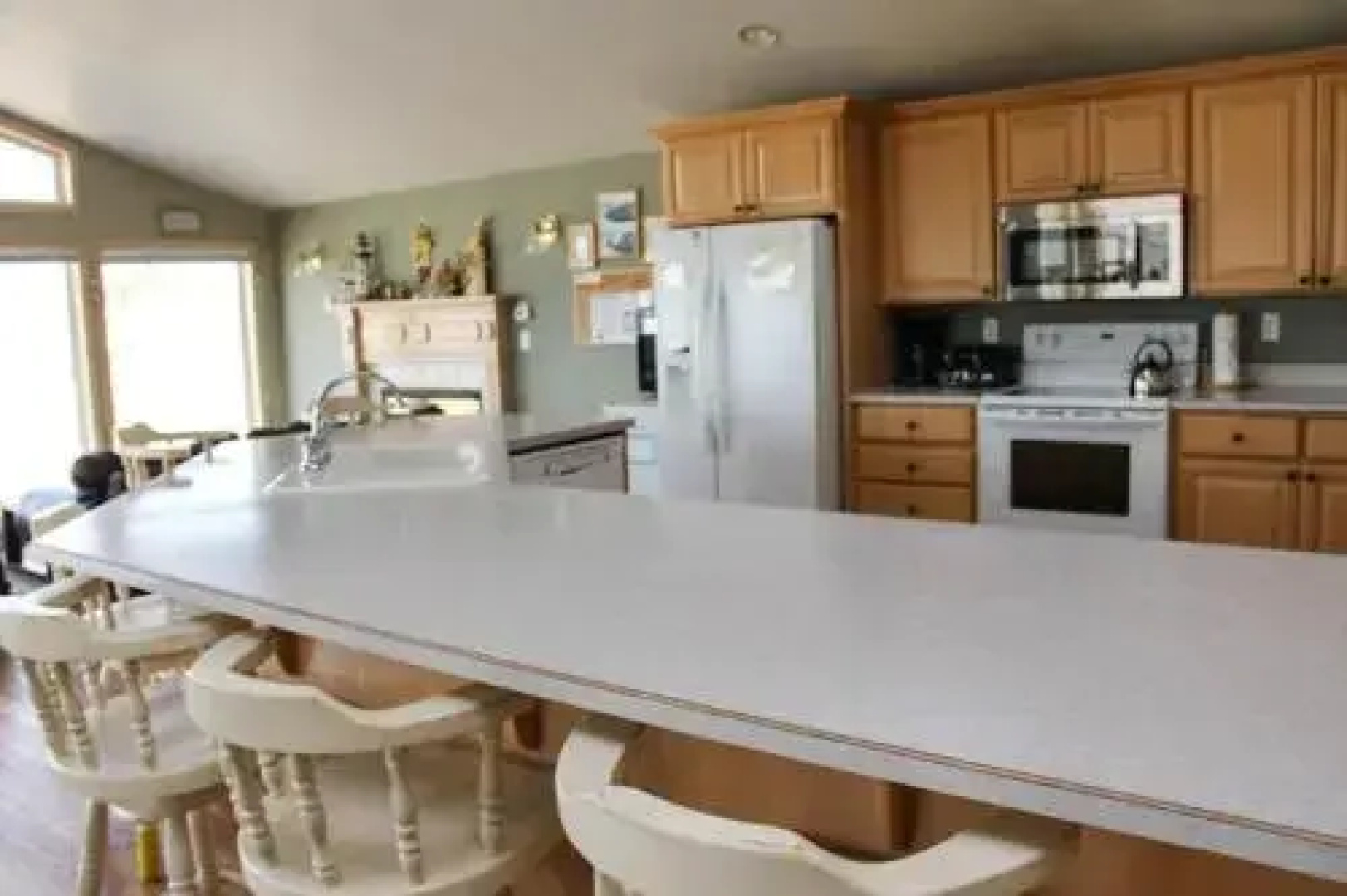 Ocean Waves 1 - 4 Br home by RedAwning