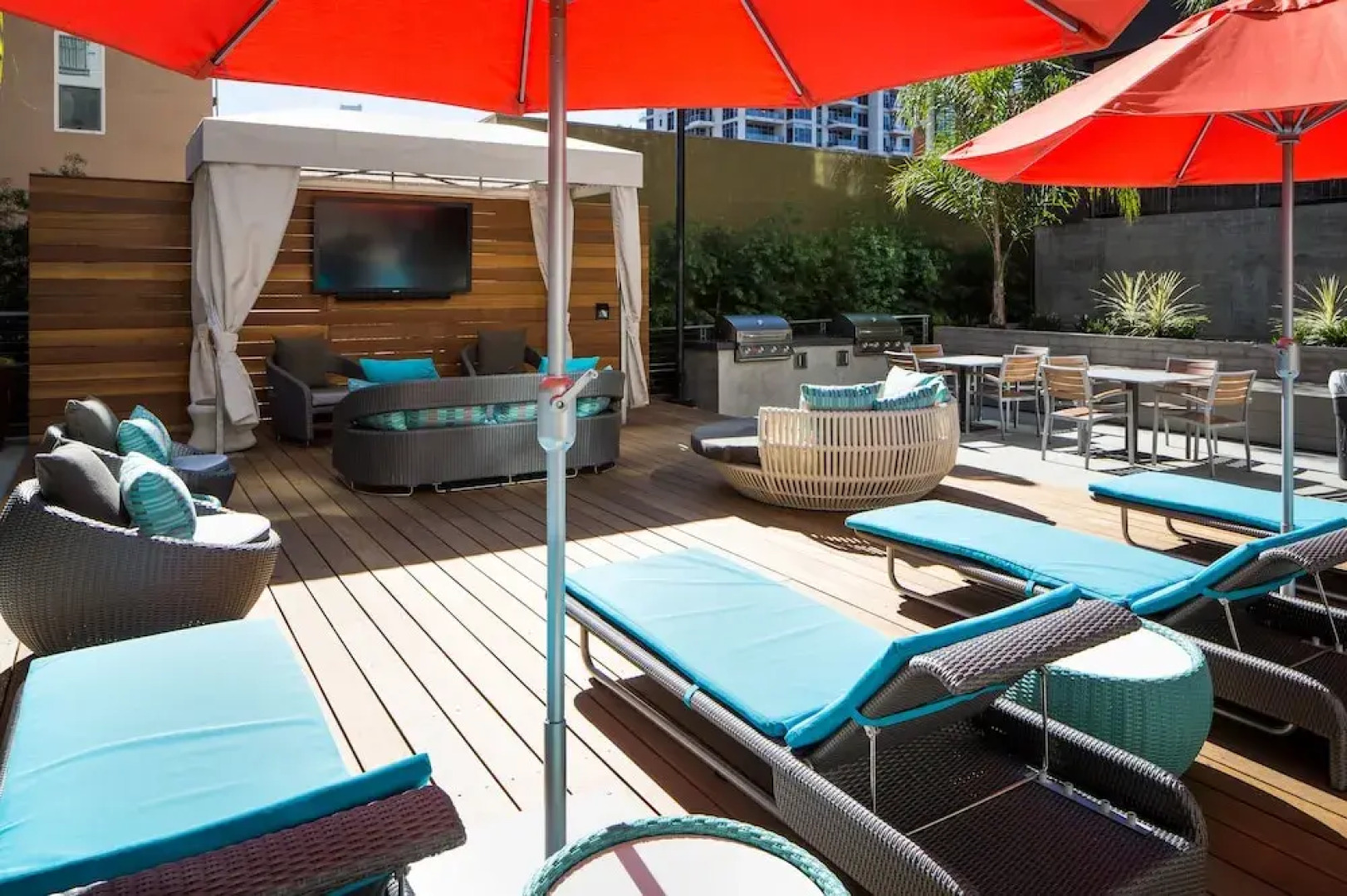 Stay Alfred on 7th Avenue