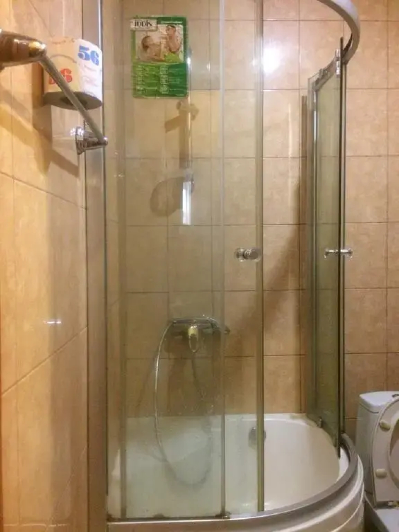 Рядом с Восстания