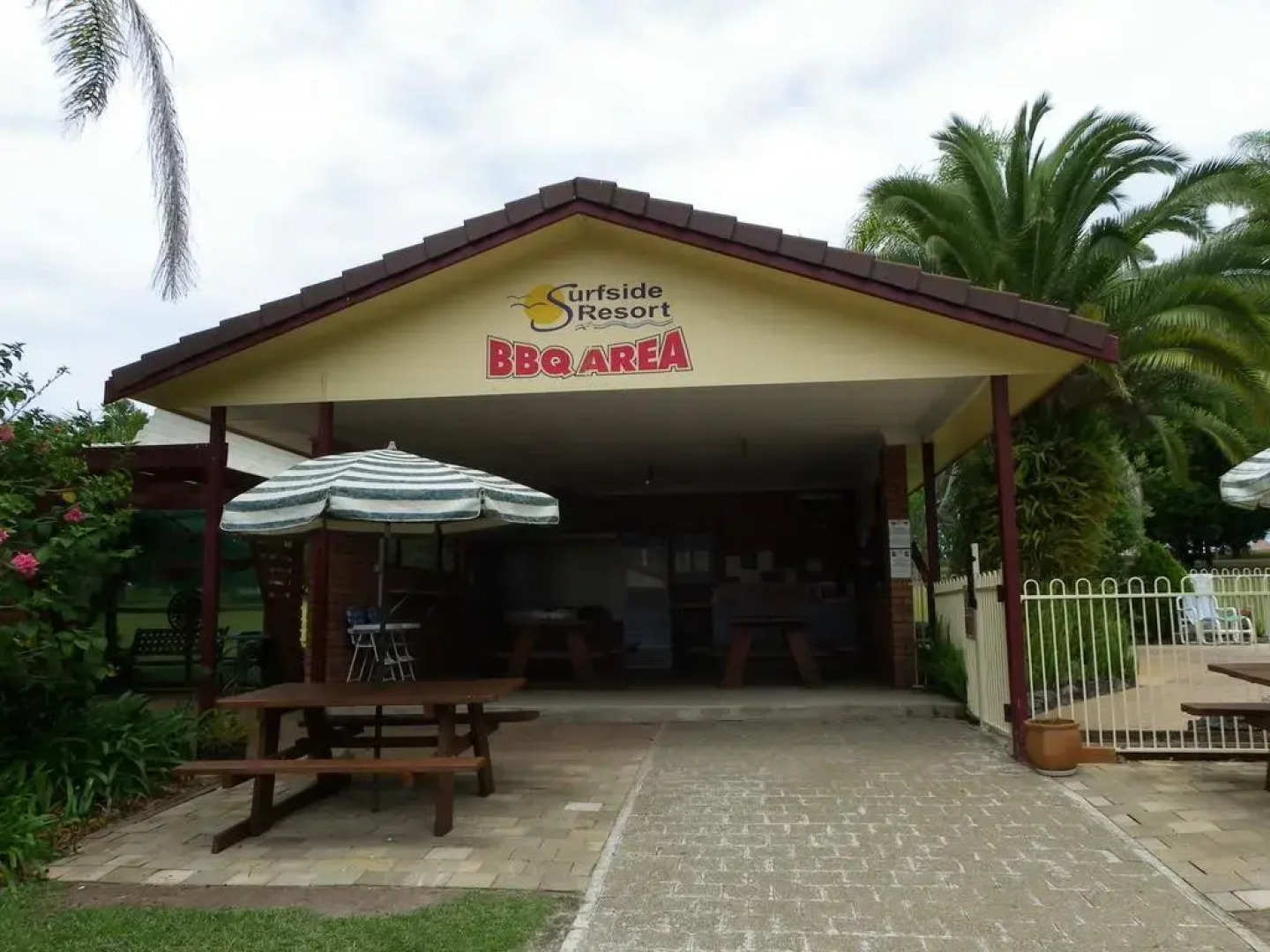 Surfside Resort Motel