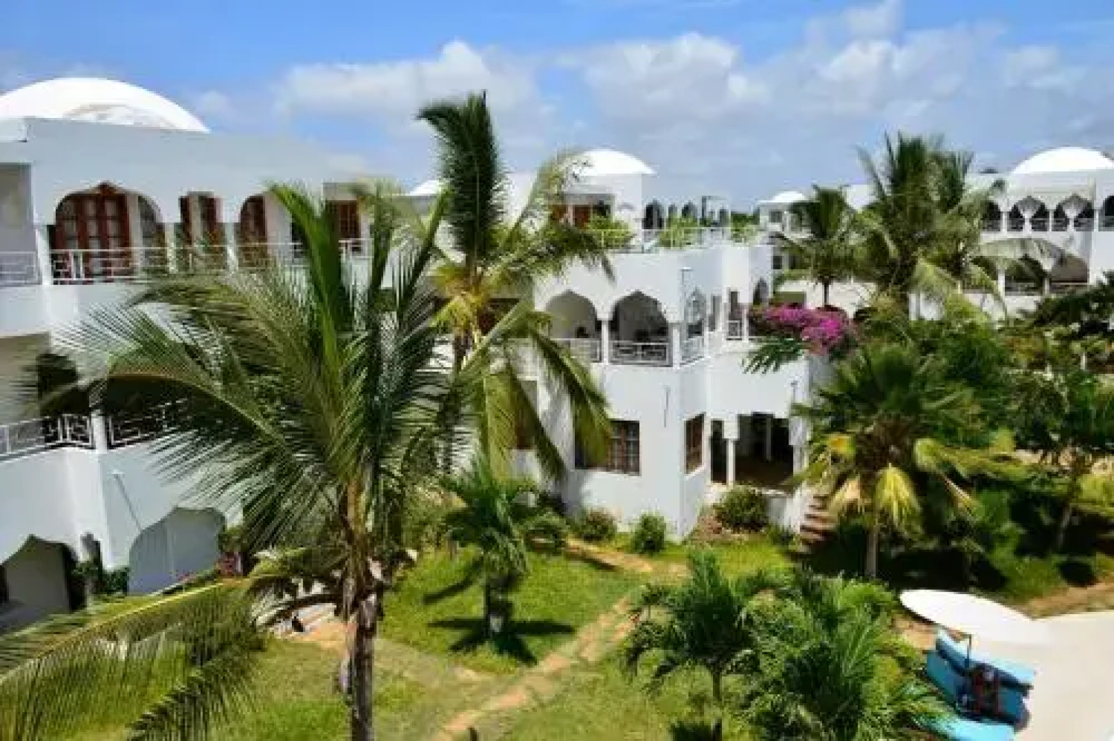 Beverly Suites