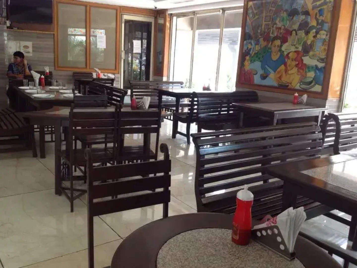 OYO 4064 Maharaja Hotel