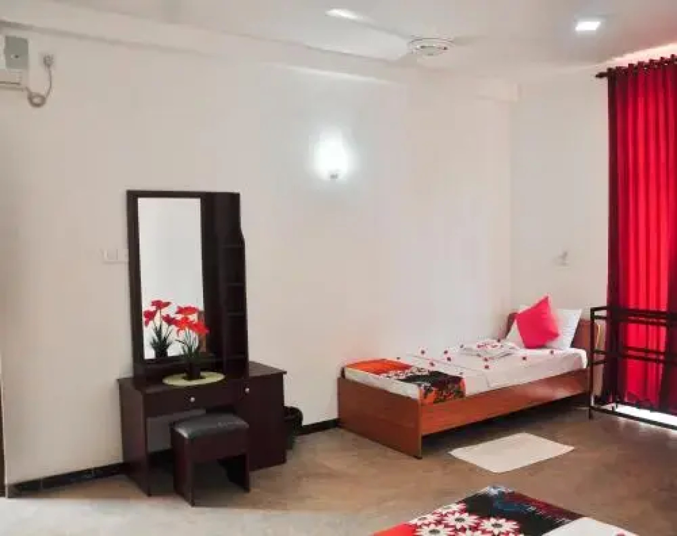 Sea Breeze Hotel