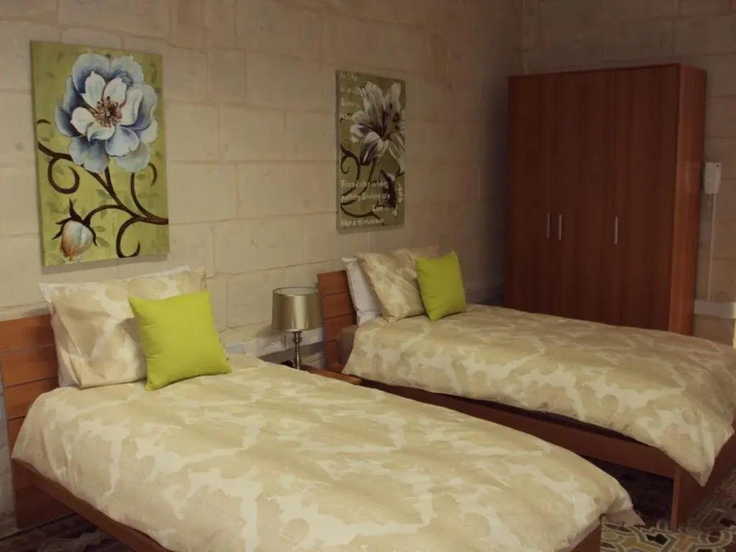 House Valletta