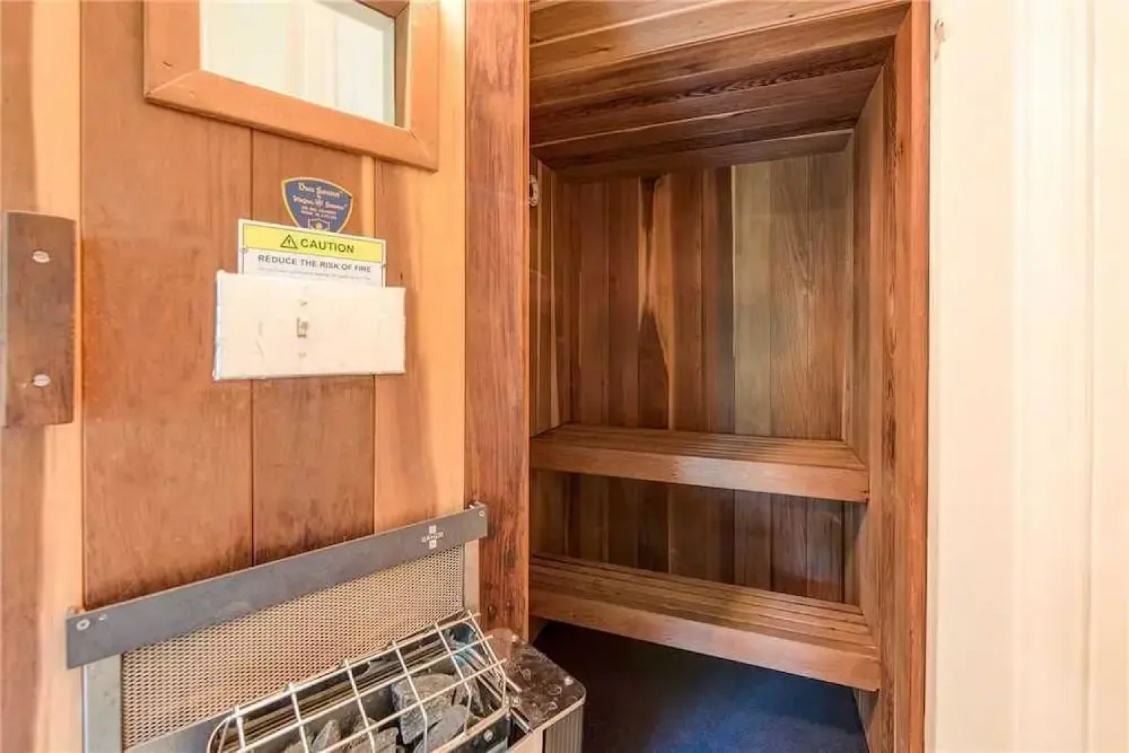 Shooting Star - Four Bedroom Cabin