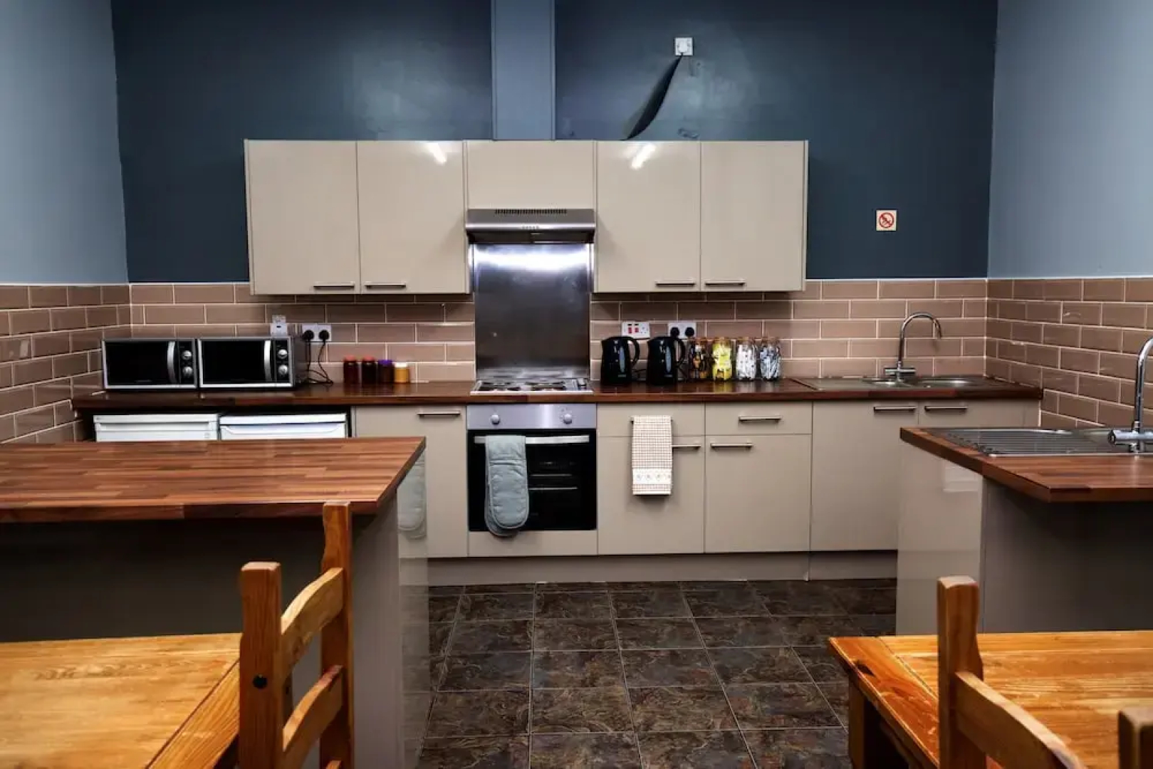 International Inn Serviced Apartments