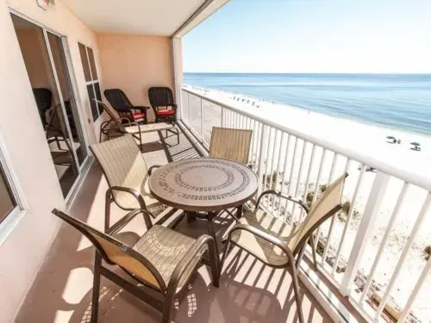 Islander 7008 by RedAwning