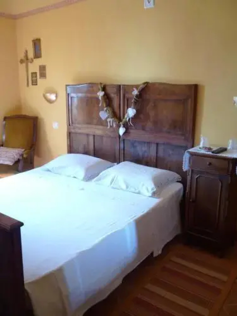 LAdele Bed & Breakfast