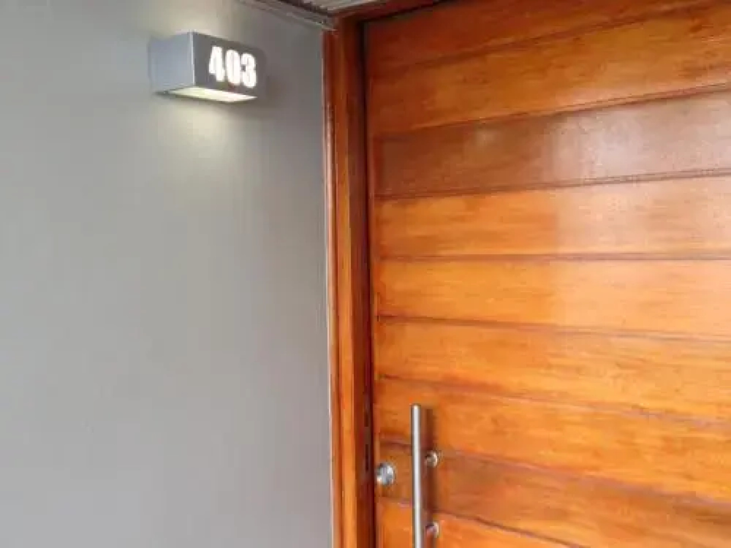 12 Palm Boulevard