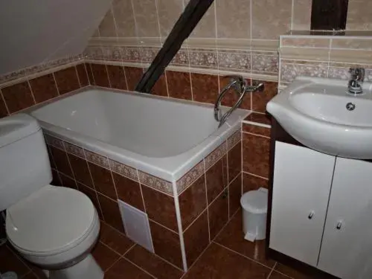Kavárna Lucie s ubytováním