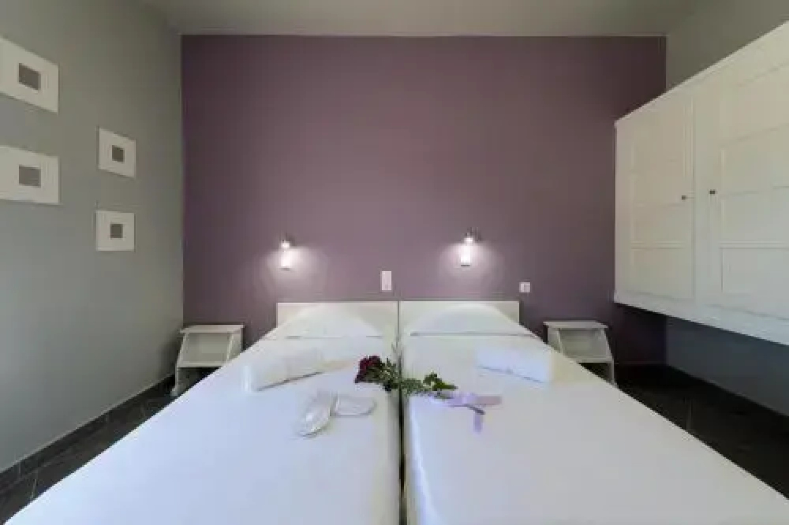 Nikolas Studios