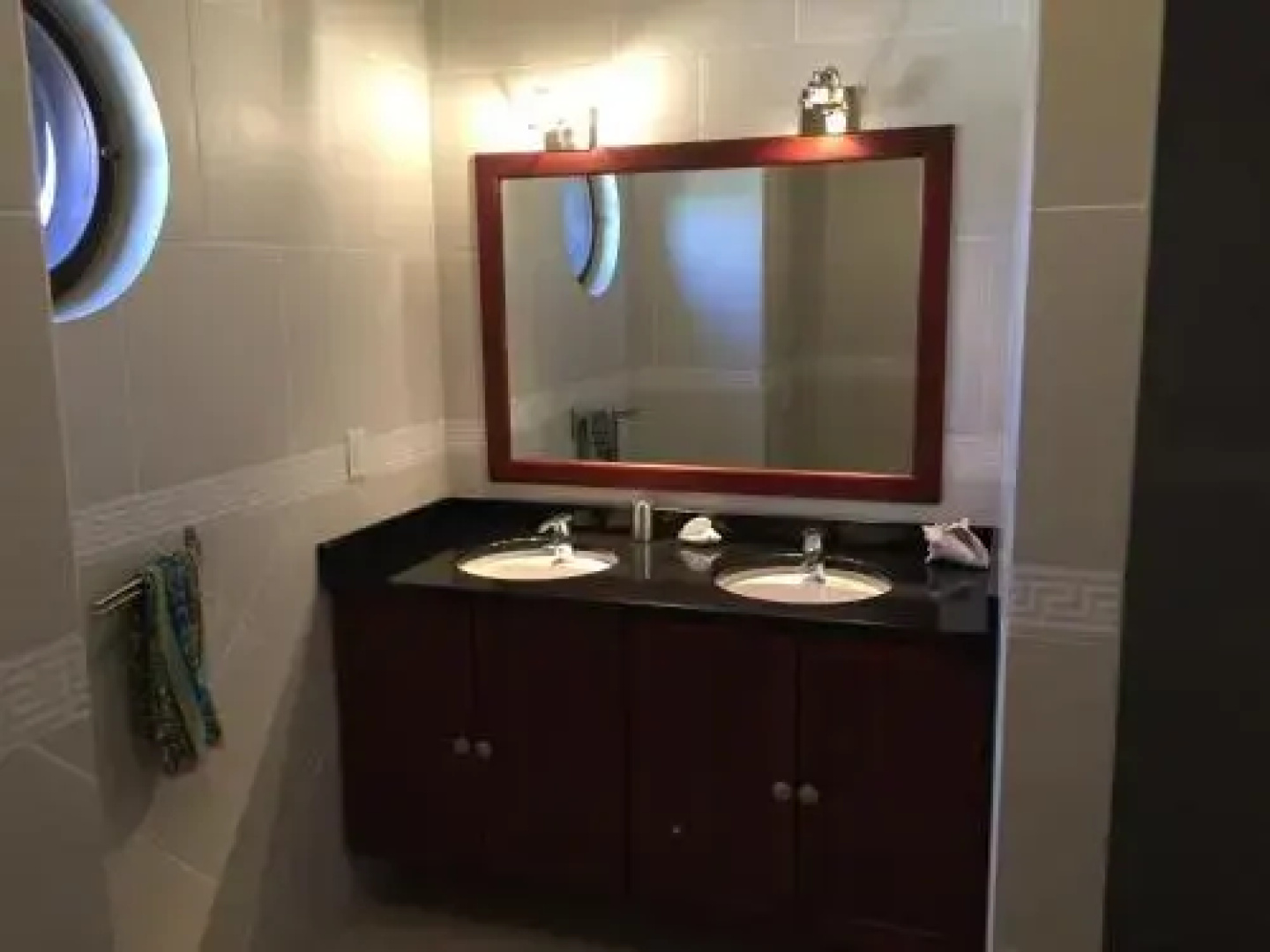 Elegancia Del Caribe