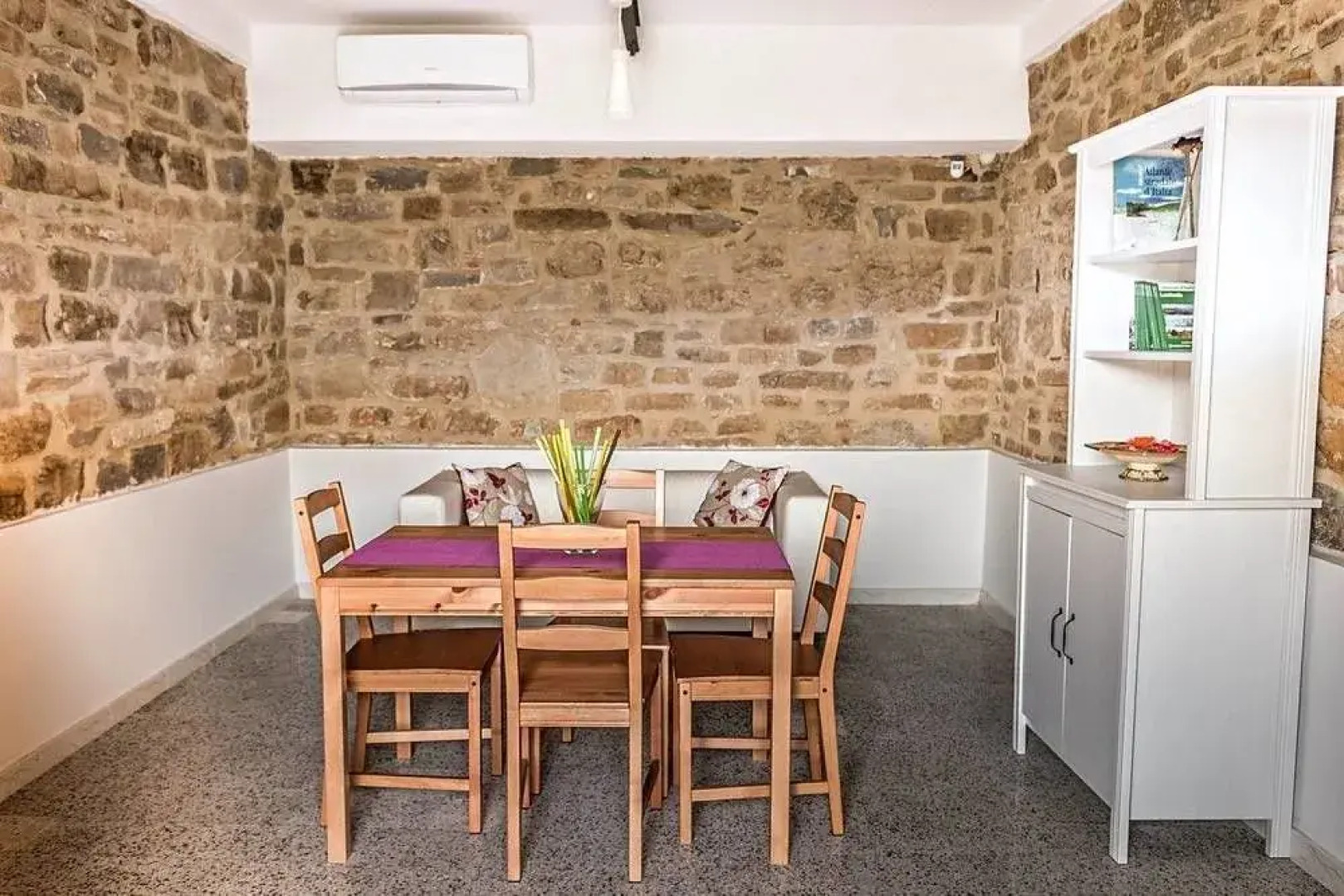 Casale storico nella campagna cilentana