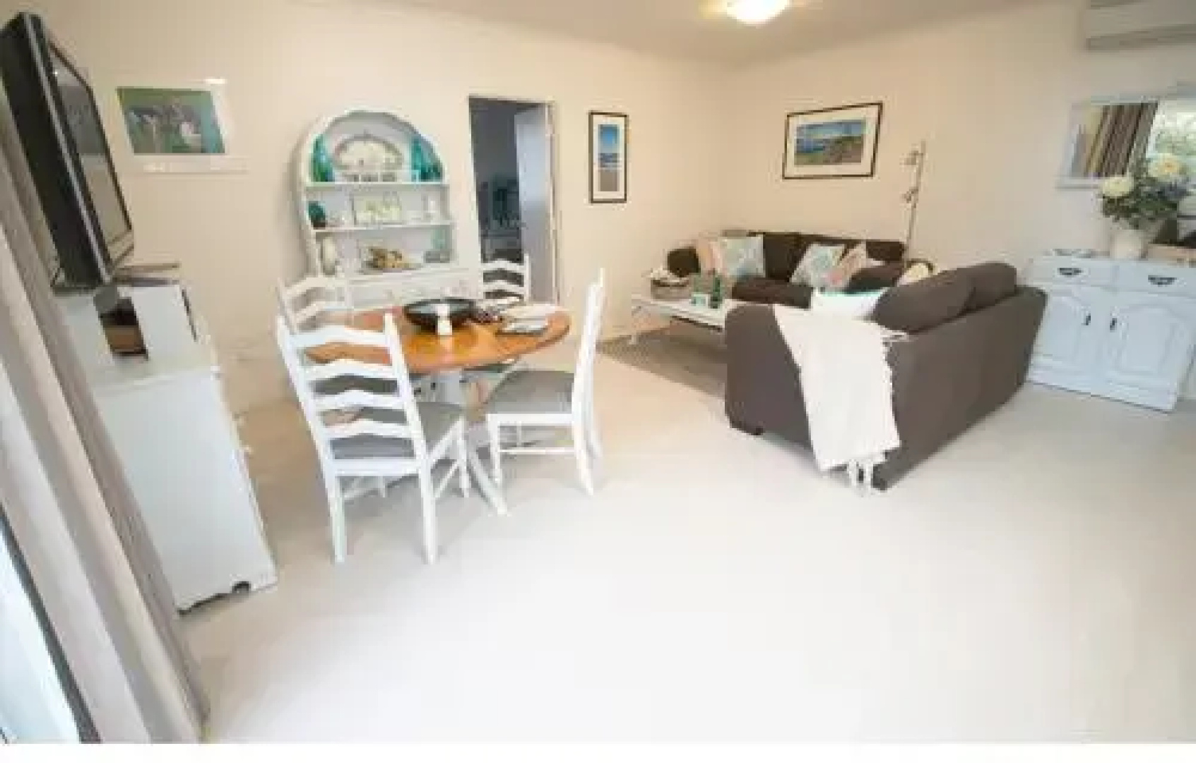 Castlewood Cottage