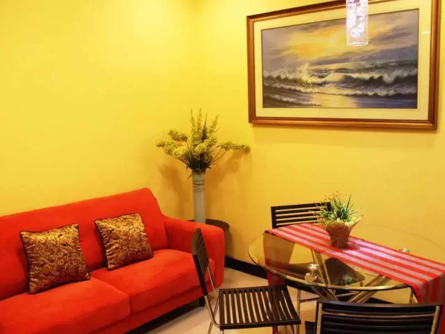 The Redbloom Suites BGC