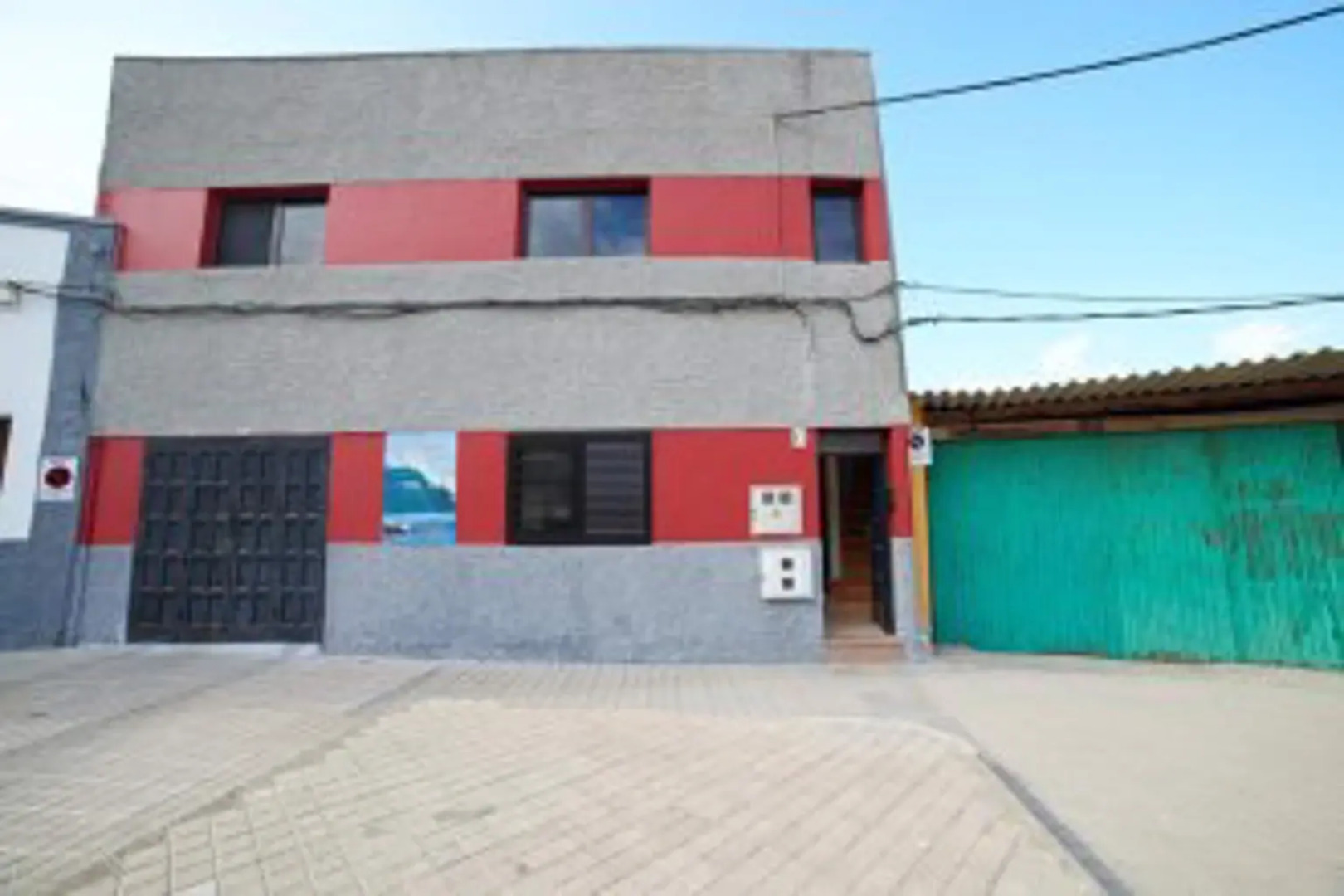 El Picacho in shared house with terrace