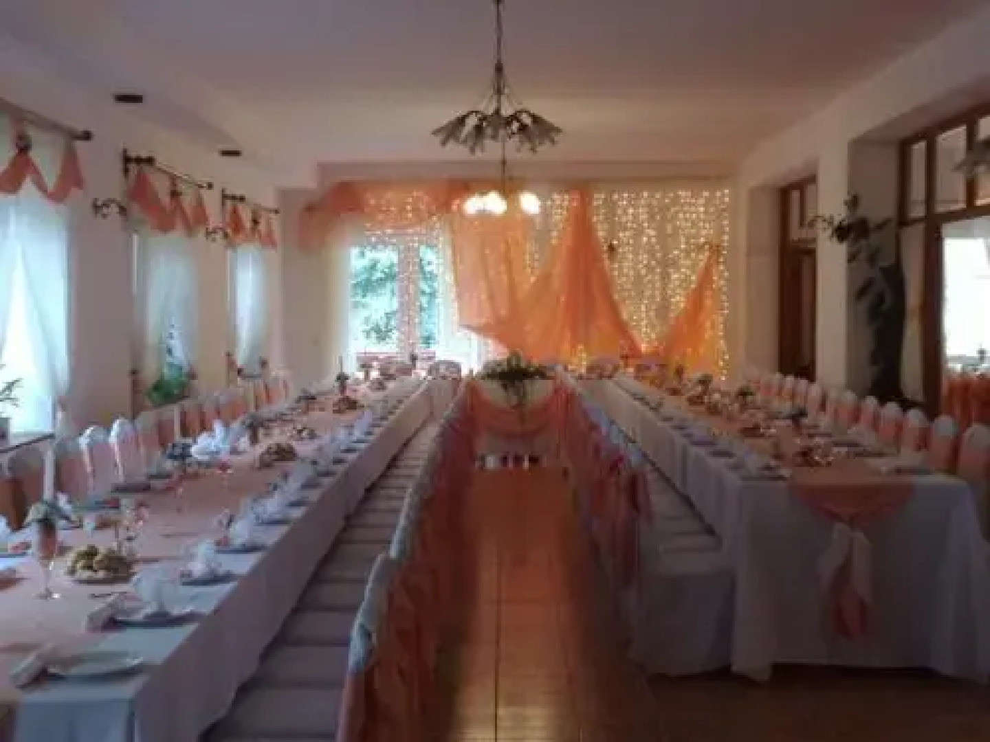 Huszár Panzió és Étterem