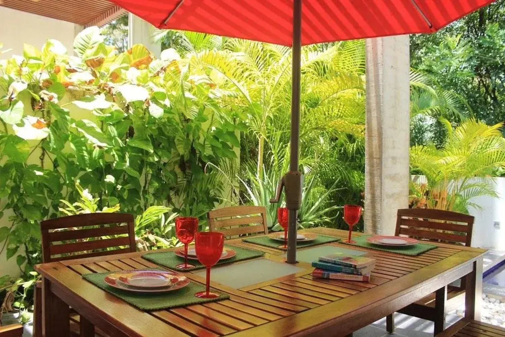 Exclusive Townhome with Plunge Pool