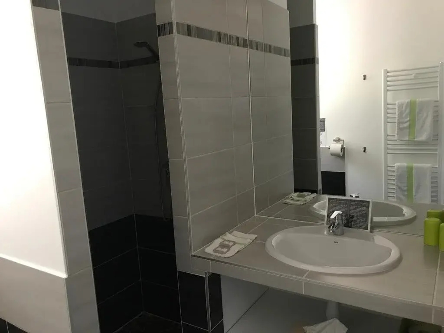 B&B / Chambre d'hôtes "Du rêve Ô naturel" entre Ardèche et Gard