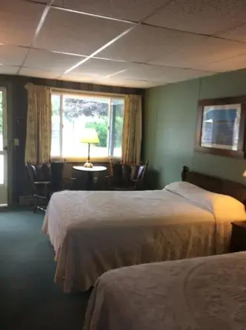 Seagate Motel