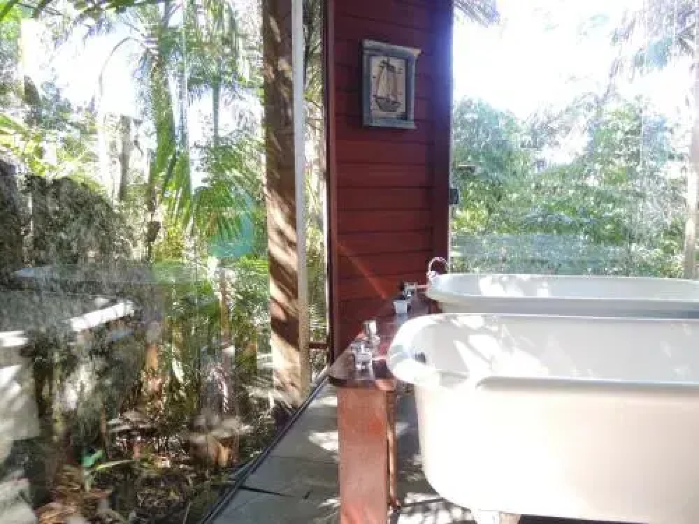 Aruna Eco Spa