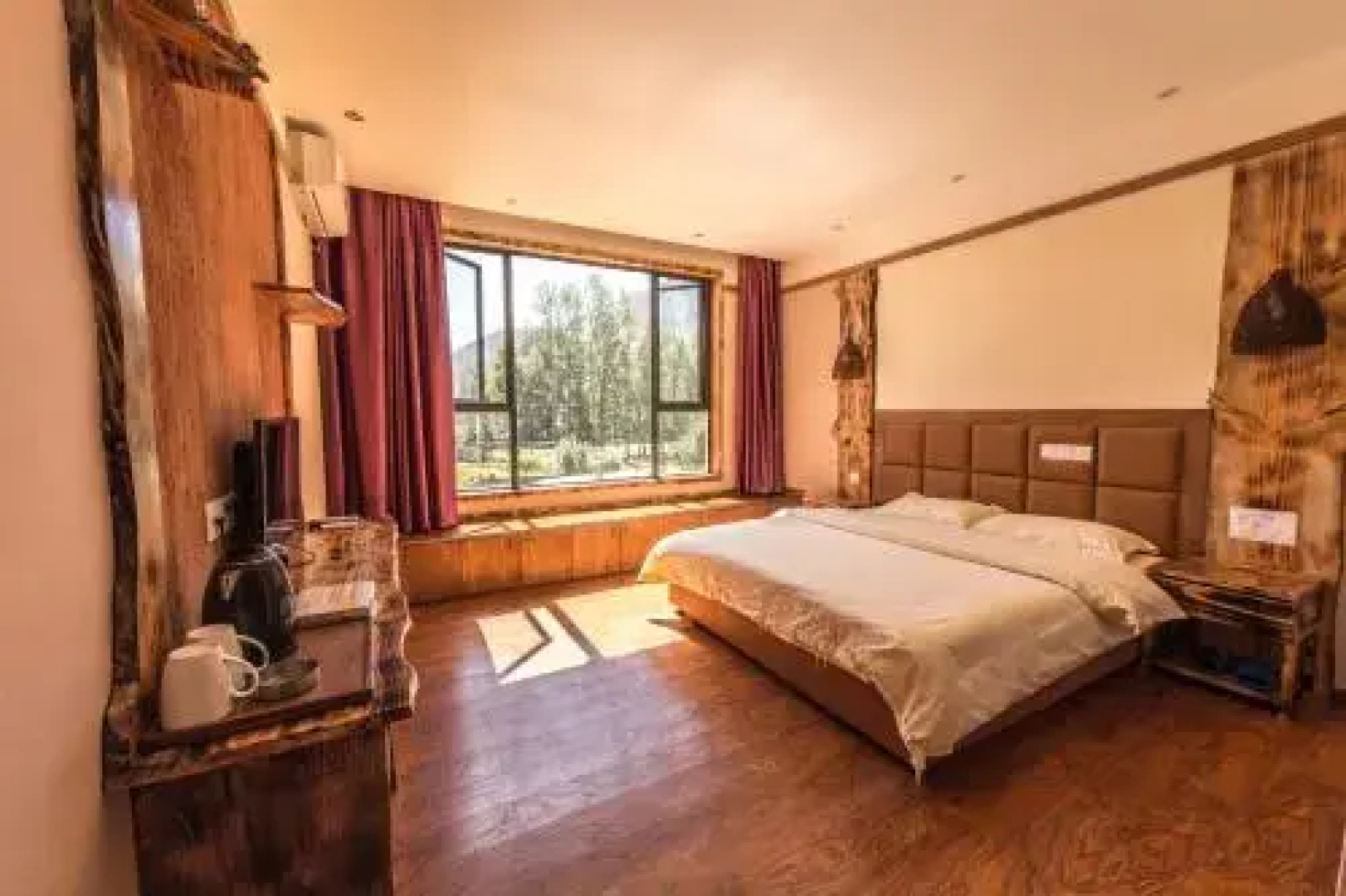 Xinduqiao Yak International Youth Hostel