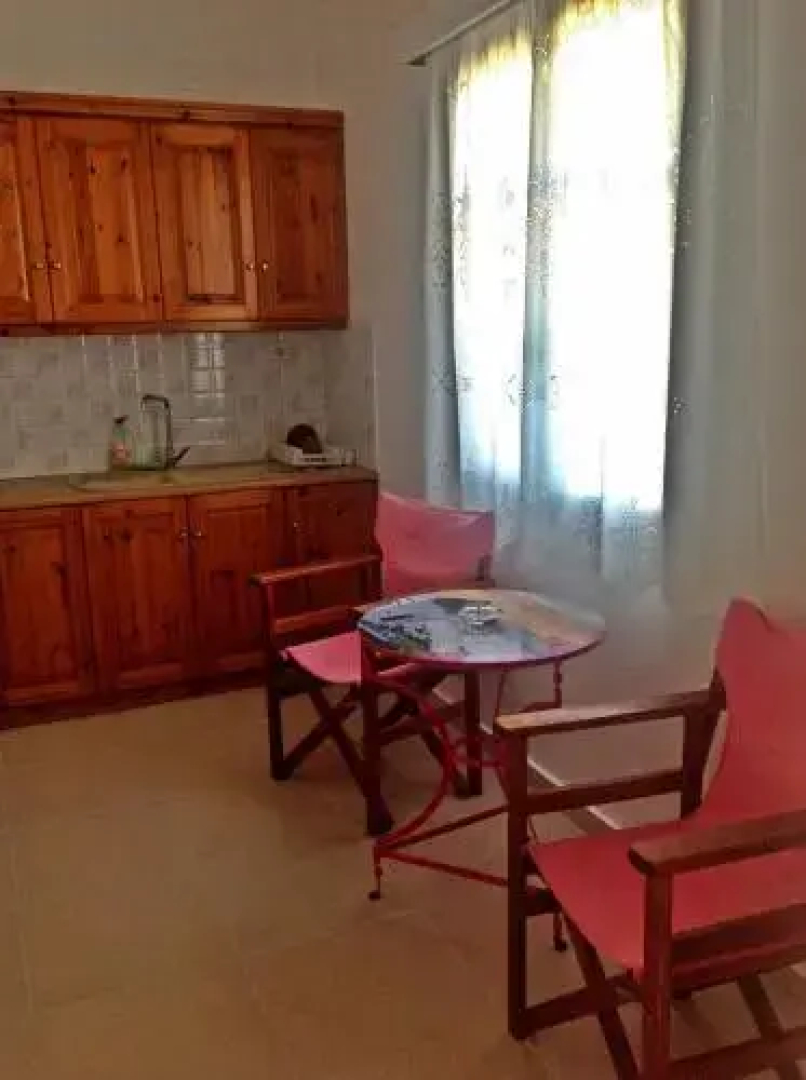 Papanikola House 2