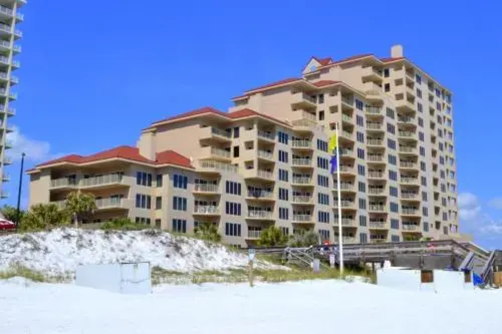 Beach Manor 1206