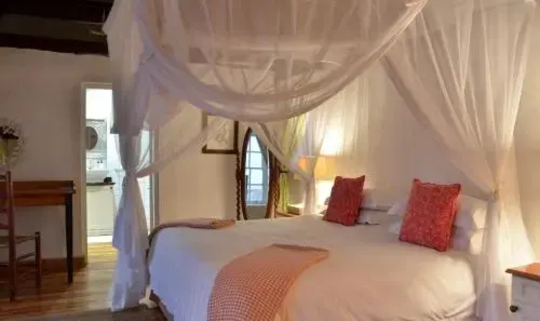 De Hoop Suites