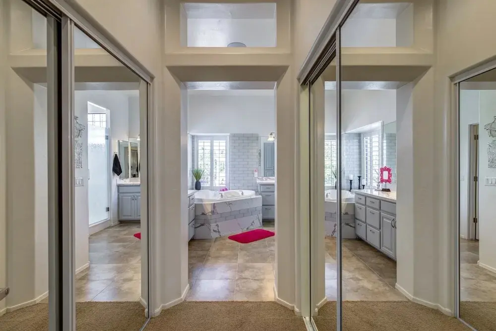 Freeport - 4 Br home by RedAwning