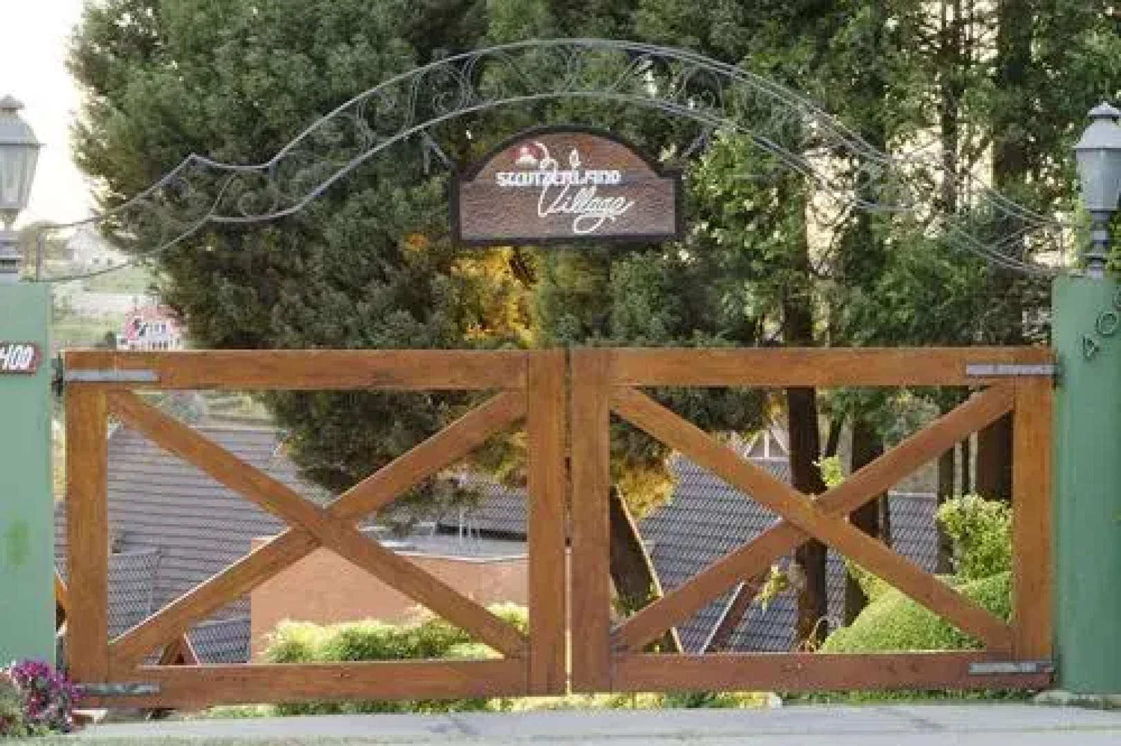 Preços especiais para estadia semanal e ou mensal COBERTURA Condomínio Switzerland Village