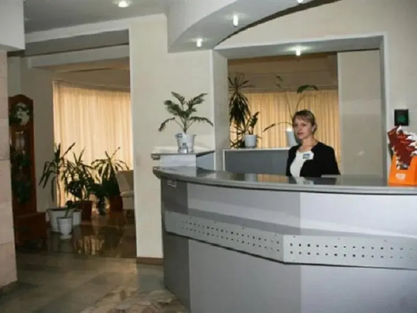 Azalia Hotel