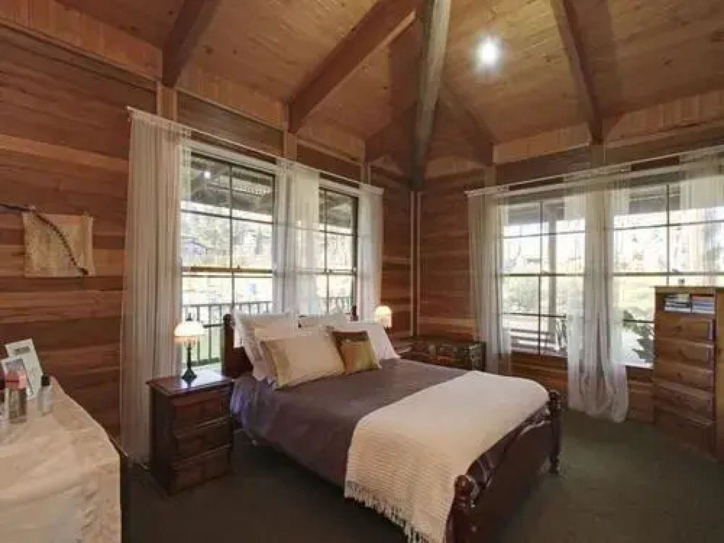 Wombat Valley Wild Country Cabins