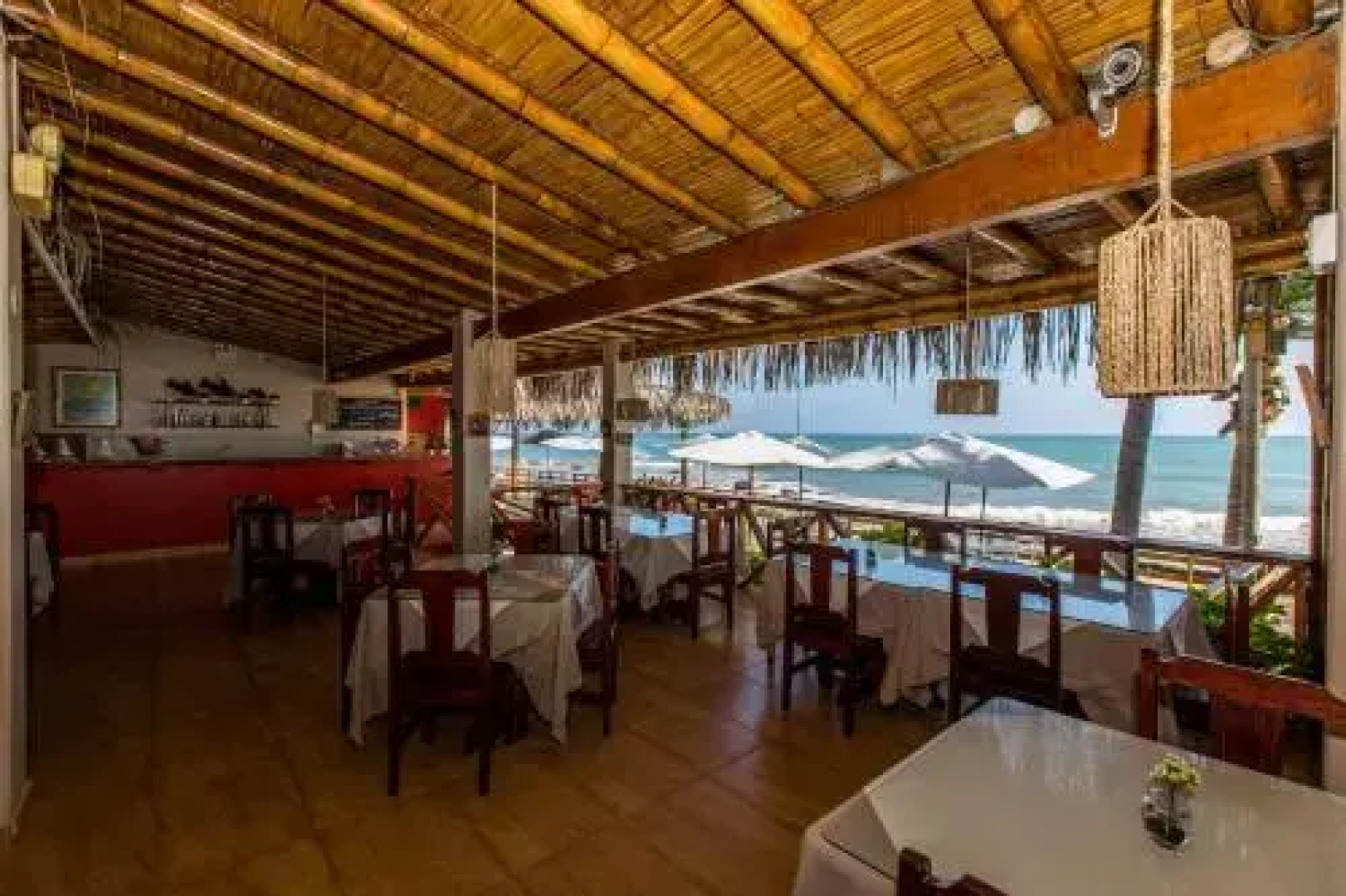 Casa de Playa Bungalows & Restaurant