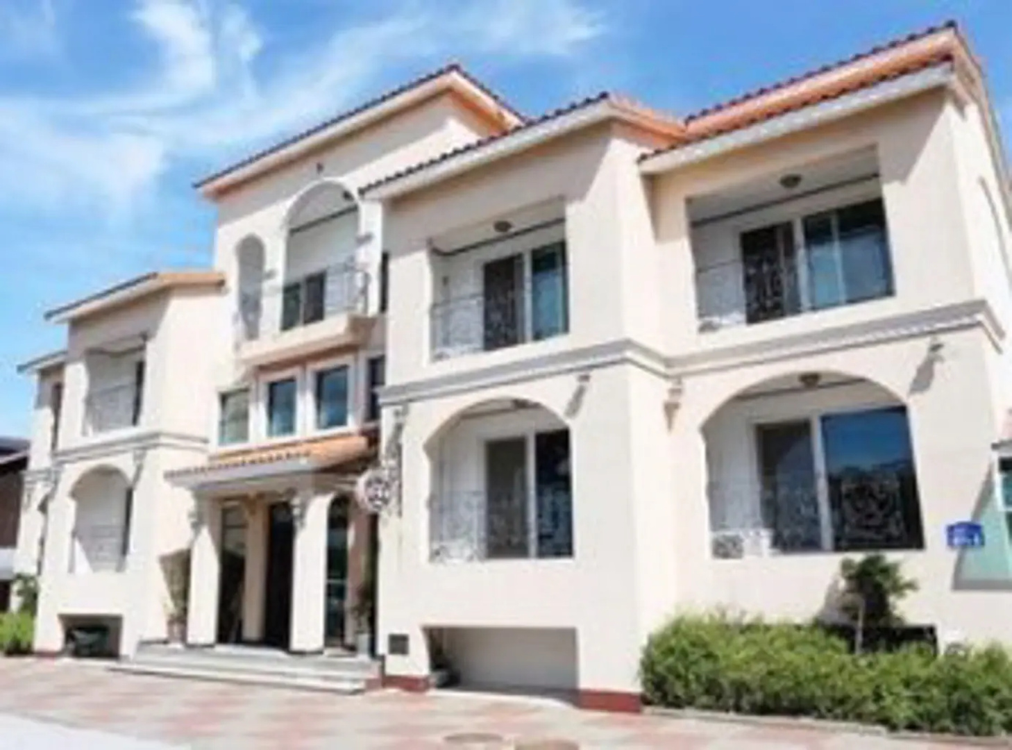 Marina Beach Pension
