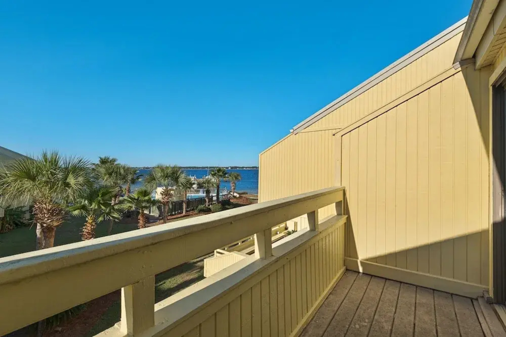 Santa Rosa Delight - 3 Br Townhouse