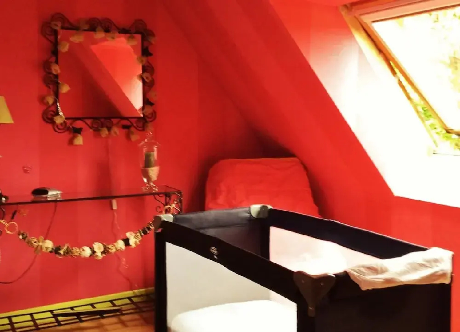 Peaceful Tregomeur house