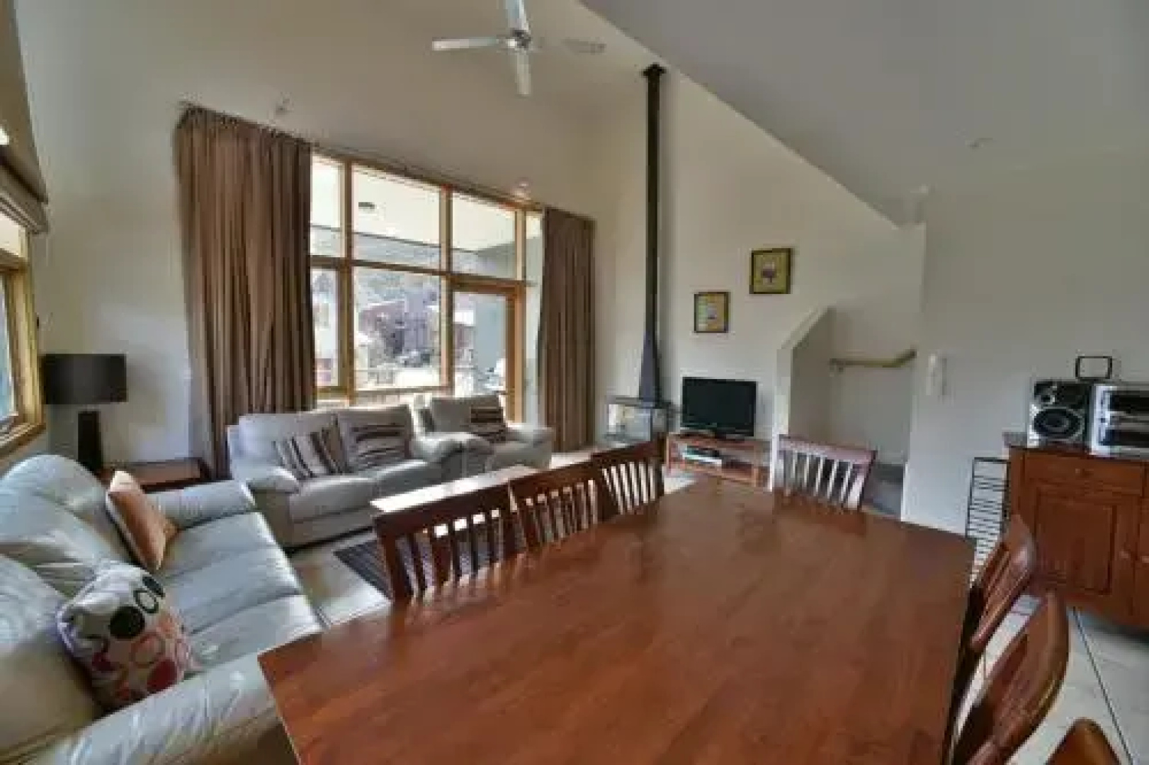 Tomarlin Views 1