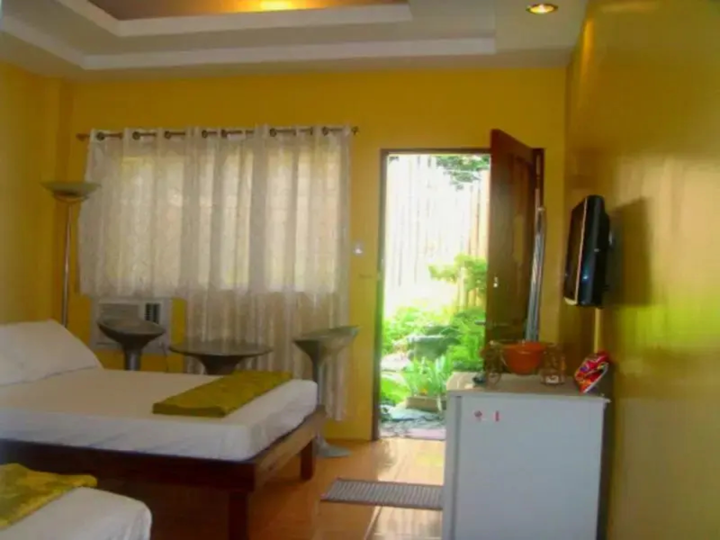 Lawaan Garden Inn