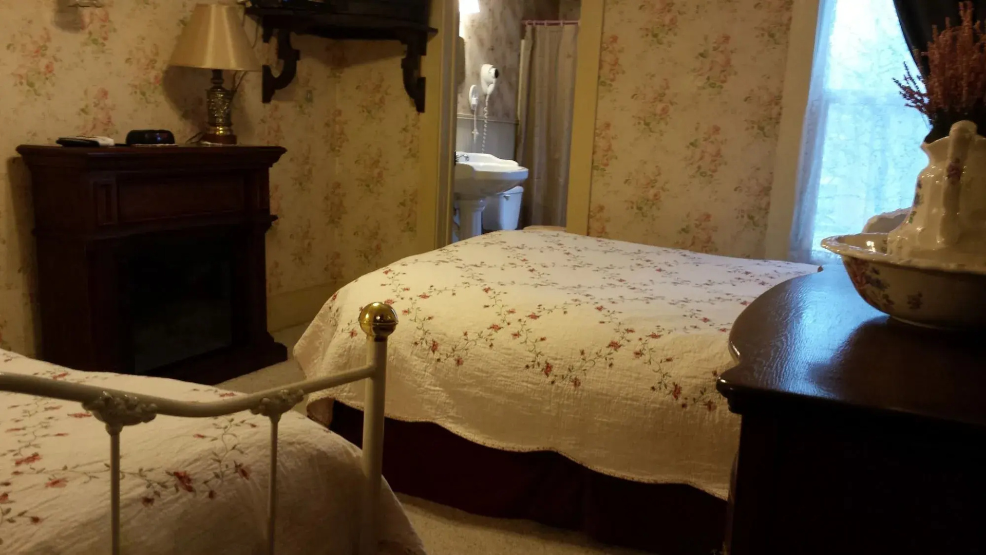 The Alma House Inn