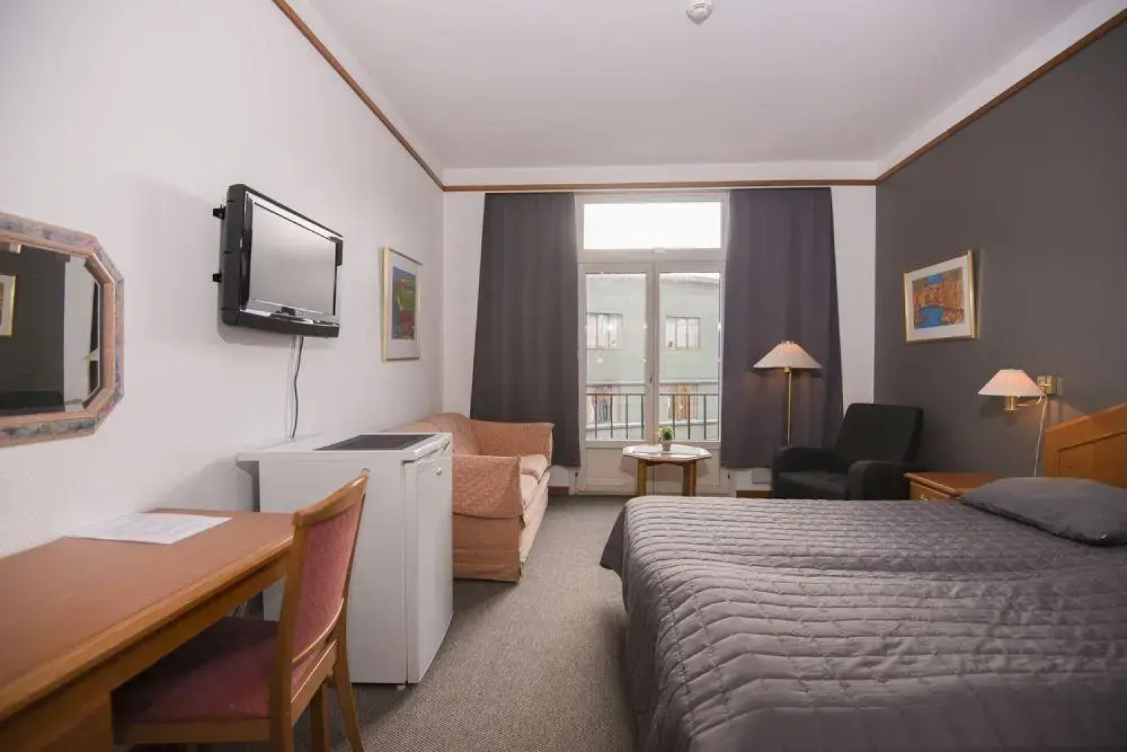 Grand Apartment
