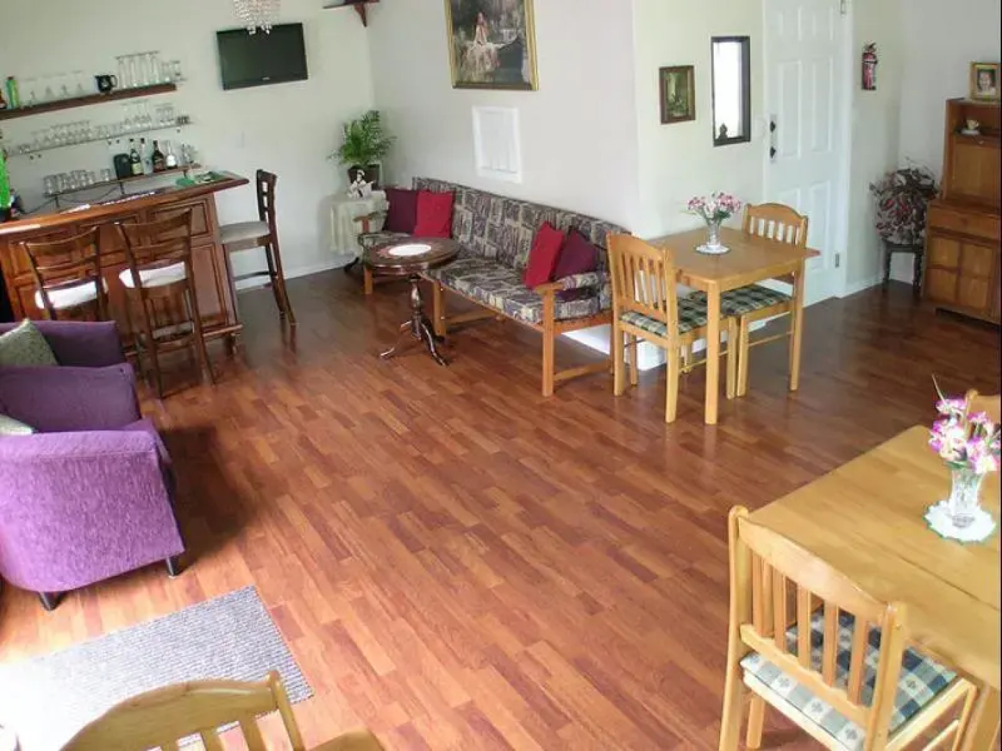 Johnstones on Oxley Bed & Breakfast